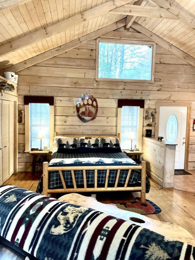 Crazy Bear - Motorcycle Friendly Home With Hot Tub And Grill Tellico Plains Esterno foto